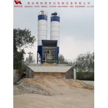 輝特混凝土攪拌站HZS50攪拌性能強(qiáng)，攪拌均勻、迅速，生產(chǎn)效率高