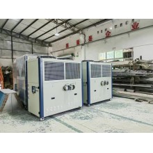 橋梁焊接工人專用低溫冷風(fēng)機，橋梁焊接專用制冷機降溫制冷，橋梁焊接常用冷凍機制冷，橋梁焊接采用冷卻機降溫制冷